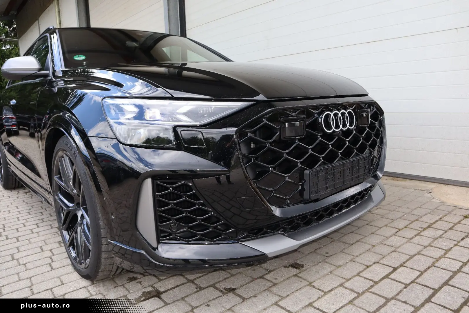 AUDI RSQ8 performance exclusive  B&O