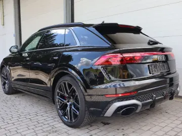 AUDI RSQ8 performance exclusive  B&O