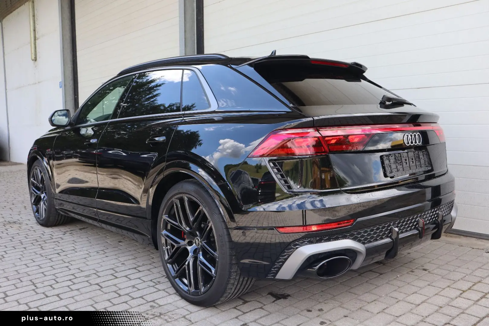 AUDI RSQ8 performance exclusive  B&O