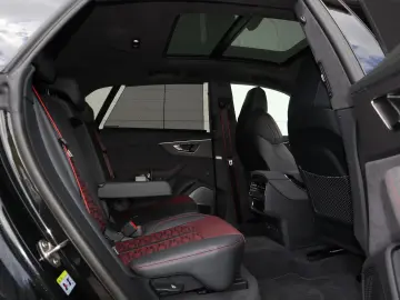 AUDI RSQ8 performance exclusive  B&O