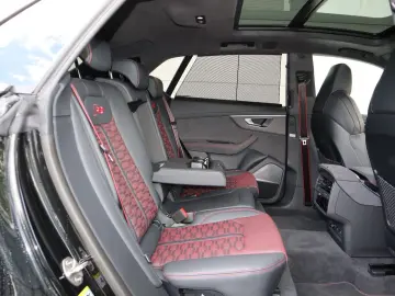 AUDI RSQ8 performance exclusive  B&O