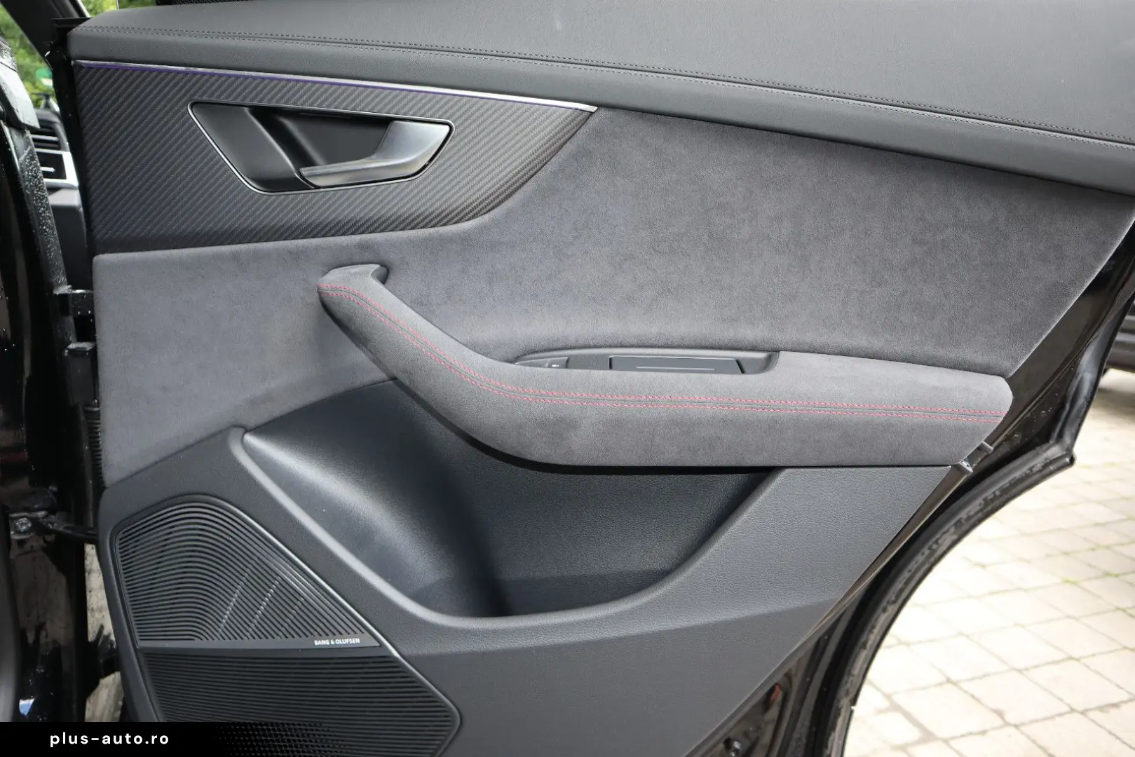AUDI RSQ8 performance exclusive  B&O