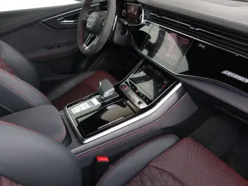 AUDI RSQ8 performance exclusive  B&O