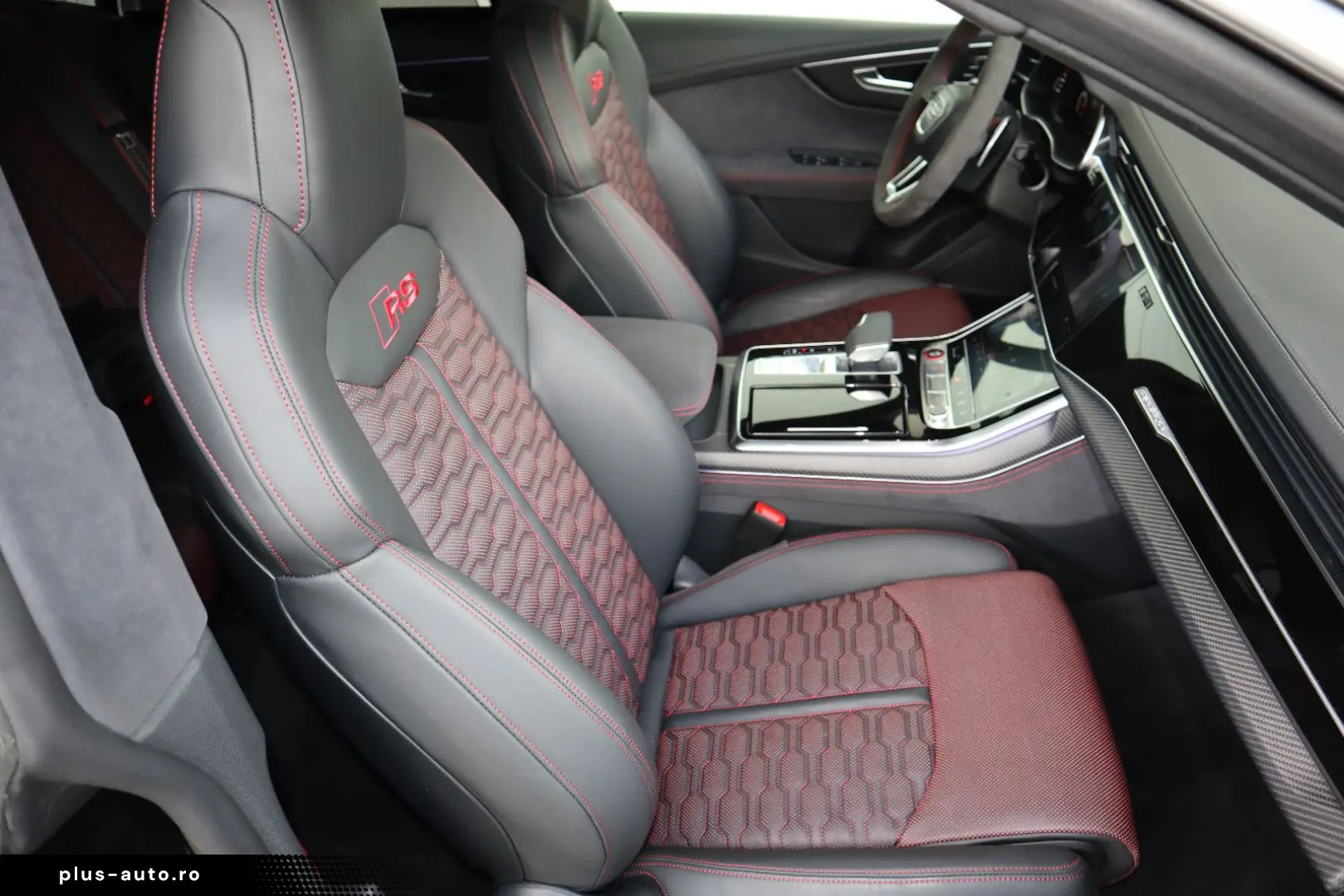 AUDI RSQ8 performance exclusive  B&O