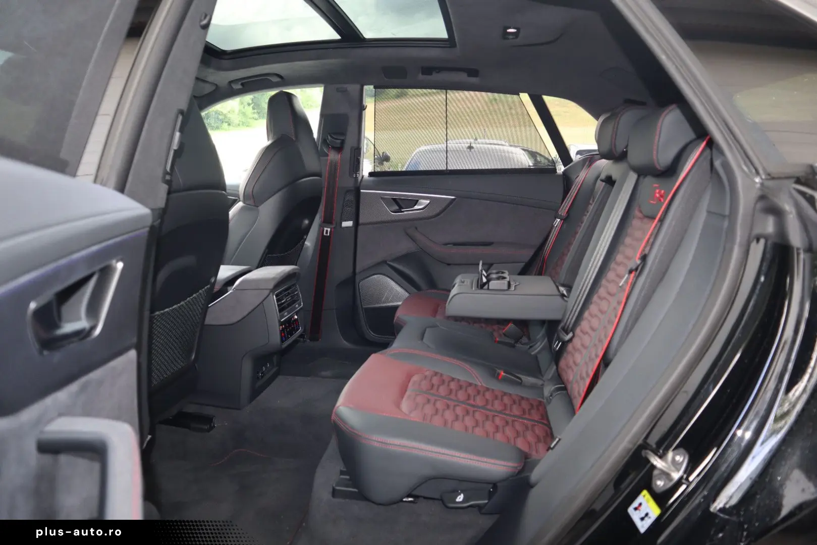 AUDI RSQ8 performance exclusive  B&O