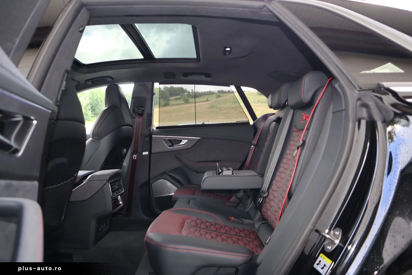 AUDI RSQ8 performance exclusive  B&O