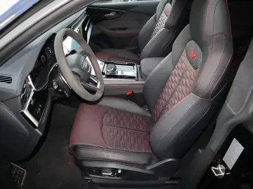 AUDI RSQ8 performance exclusive  B&O