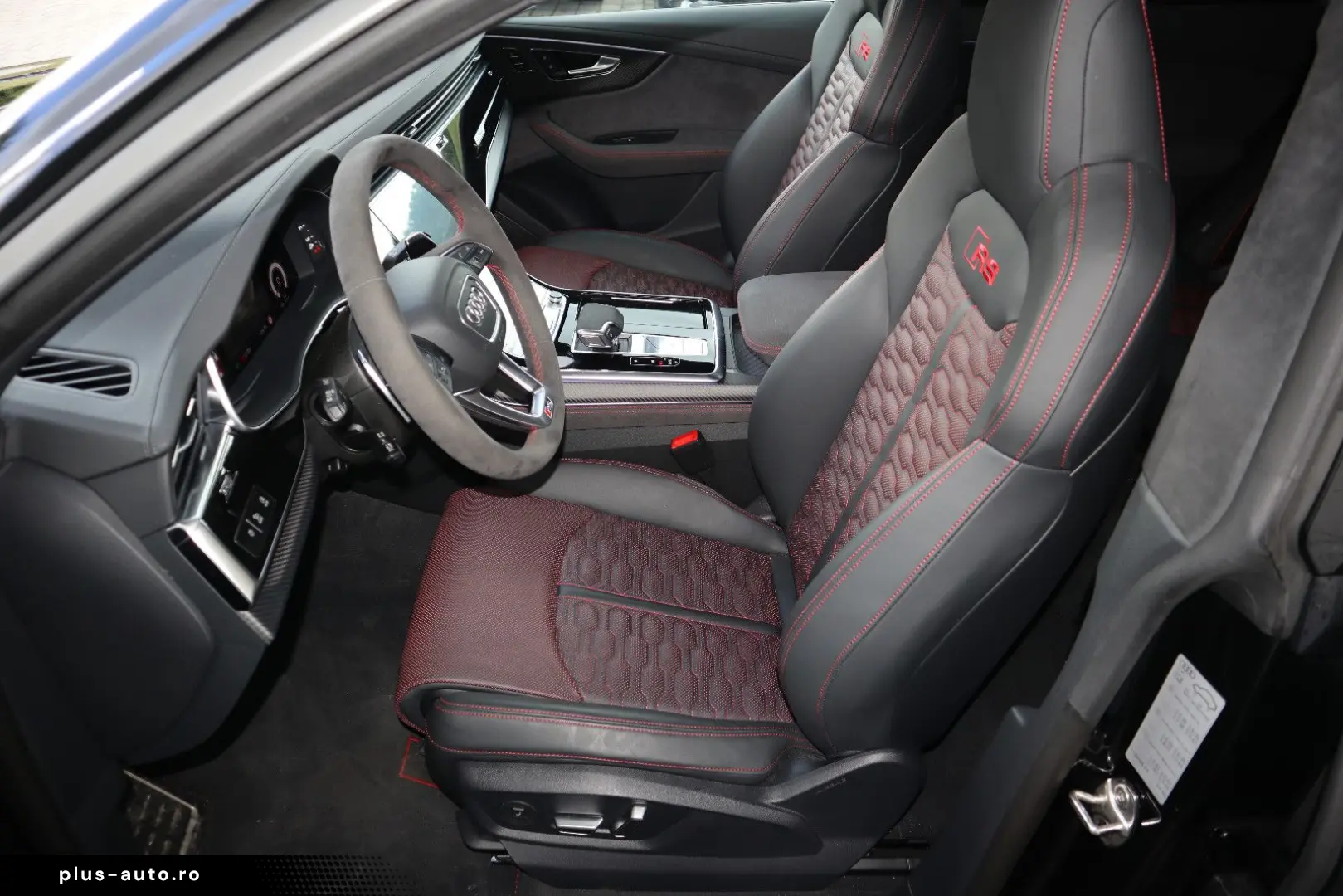 AUDI RSQ8 performance exclusive  B&O