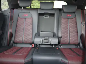 AUDI RSQ8 performance exclusive  B&O