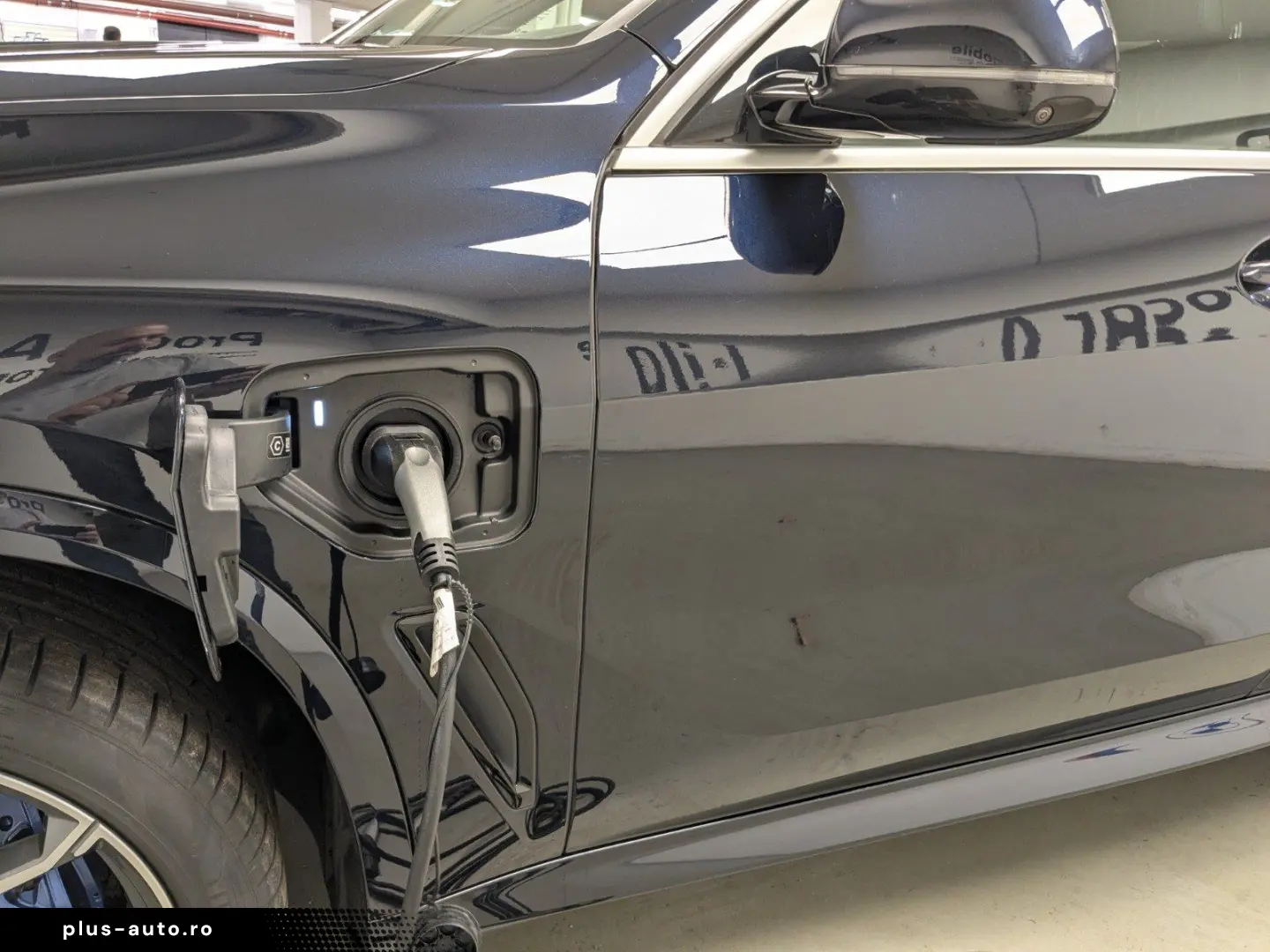 BMW X5 xDrive45e M Sport Laser B&W AHK Pano DA Prof