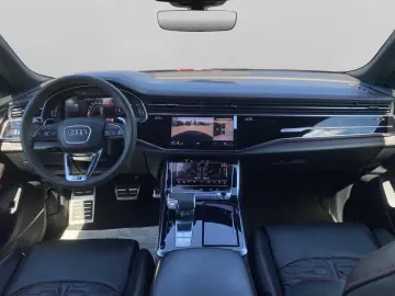 AUDI RS Q8 4.0 TFSI Quatt HUD Pano Softcl. 3DKam