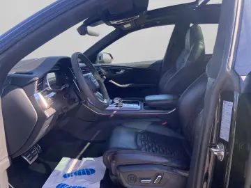 AUDI RS Q8 4.0 TFSI Quatt HUD Pano Softcl. 3DKam