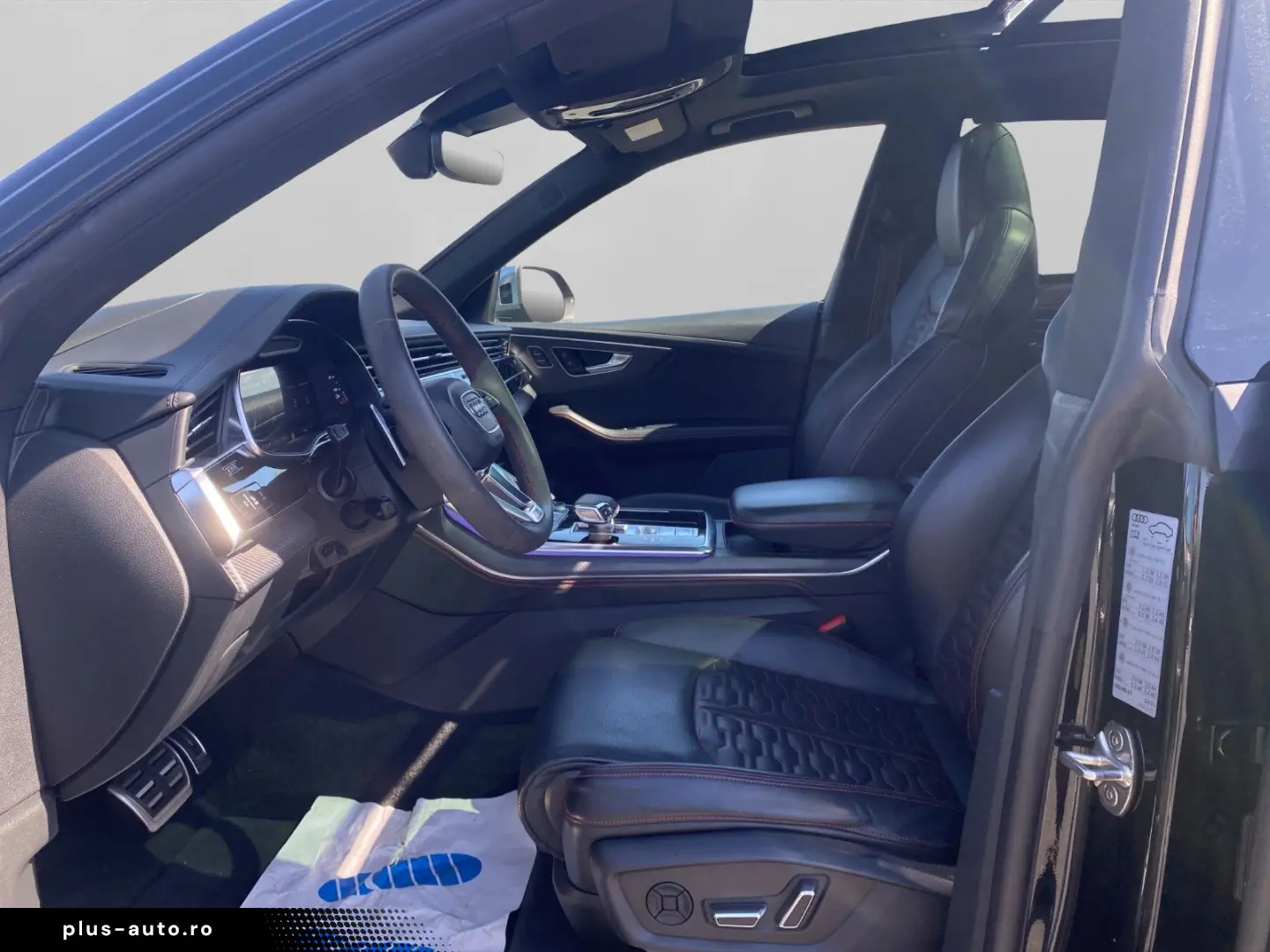 AUDI RS Q8 4.0 TFSI Quatt HUD Pano Softcl. 3DKam