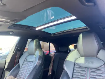 AUDI RS Q8 4.0 TFSI Quatt HUD Pano Softcl. 3DKam