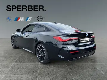 BMW M440d xDrive M Sportpaket Pro 19 Zoll Driving A