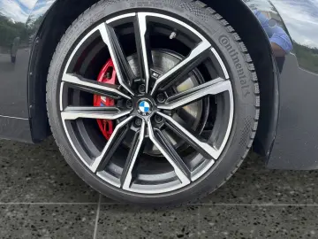 BMW M440d xDrive M Sportpaket Pro 19 Zoll Driving A