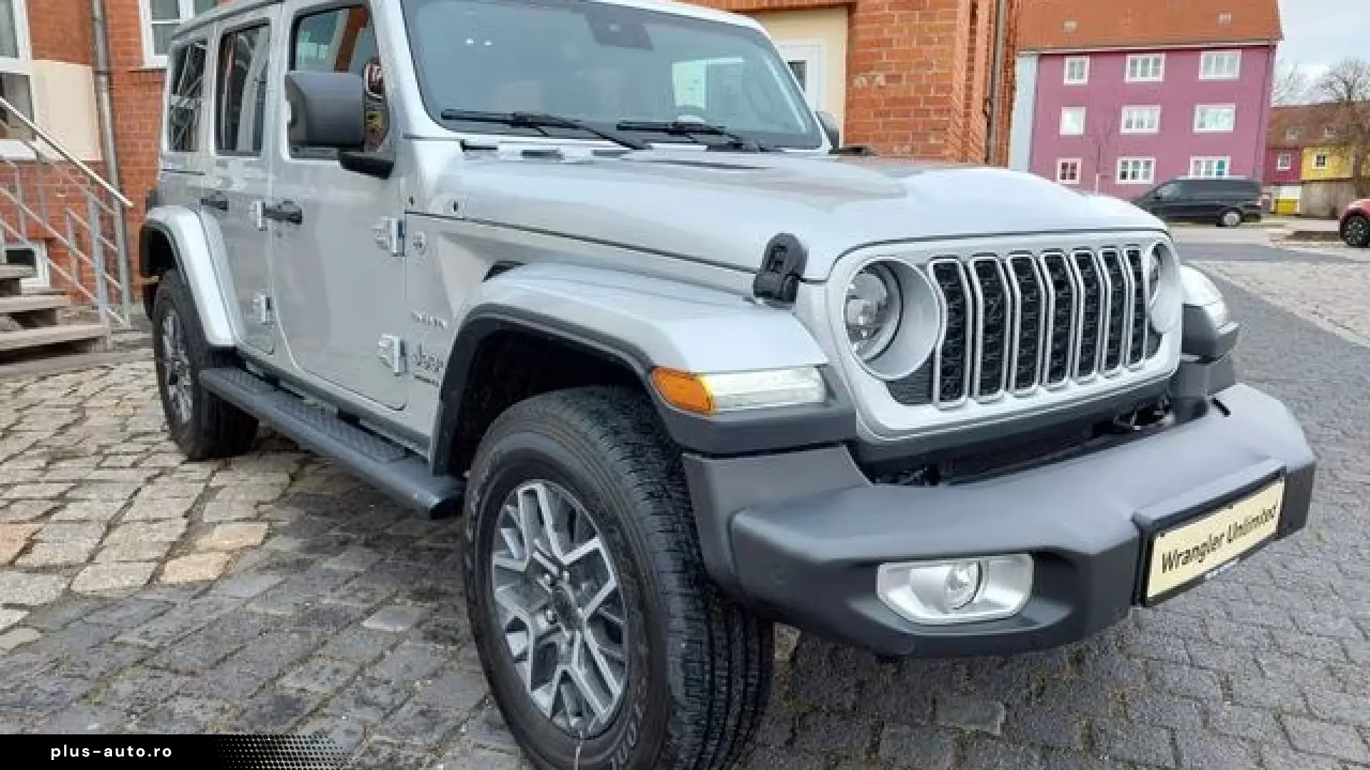 Jeep Wrangler Unlimited 2.0T Sahara - new model