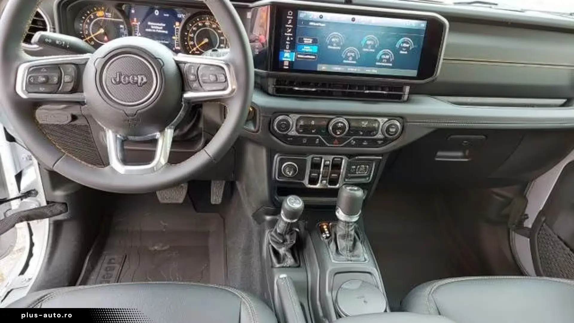 Jeep Wrangler Unlimited 2.0T Sahara - new model