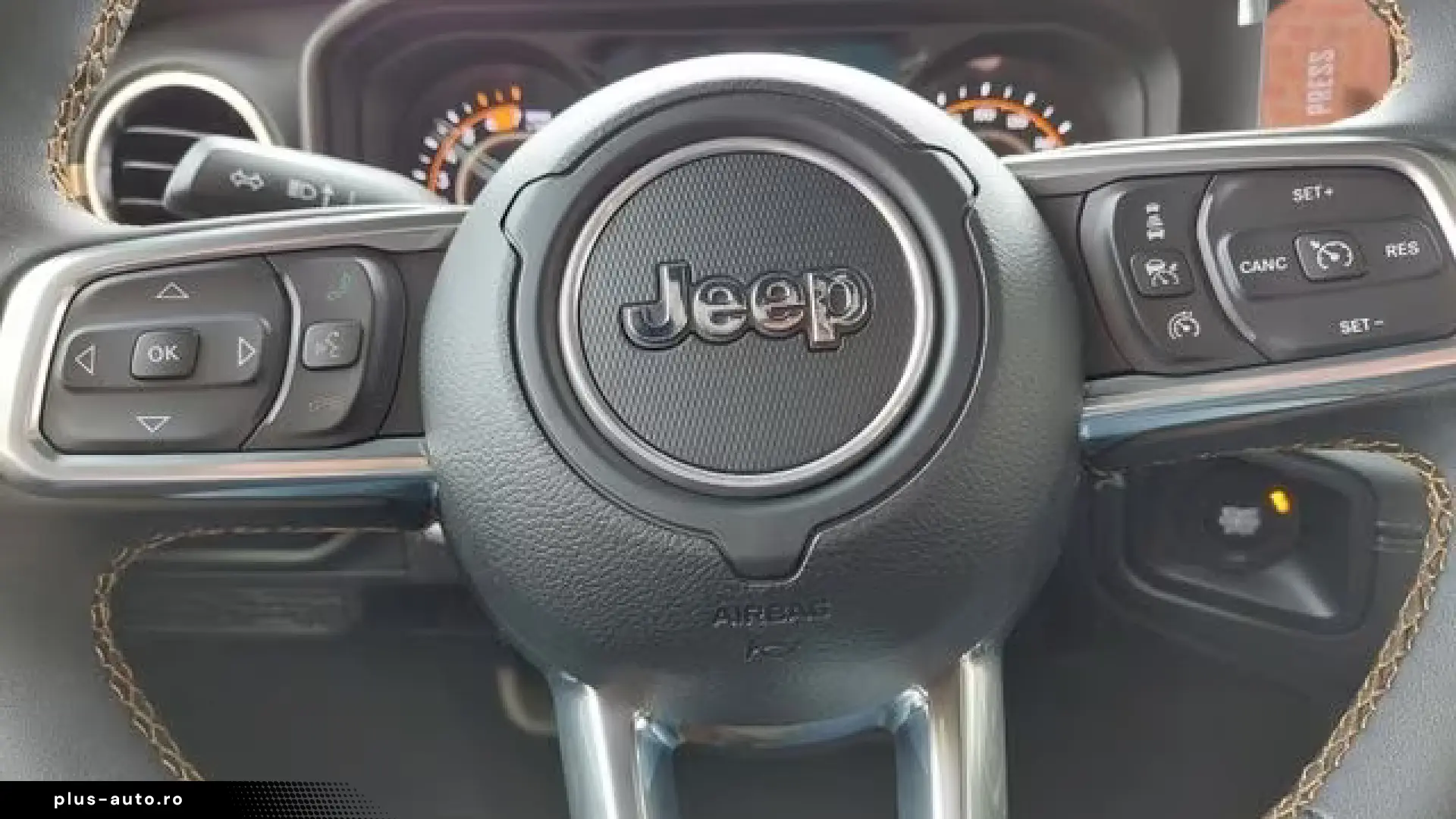 Jeep Wrangler Unlimited 2.0T Sahara - new model