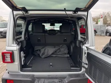 Jeep Wrangler Unlimited Sahara 2.0 T-GDI Hardtop Navi
