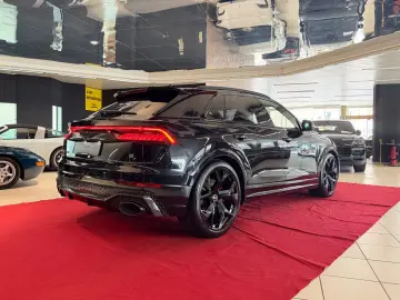 AUDI RSQ8 AHK ACC HUD Massage Carbon Dynamik Paket