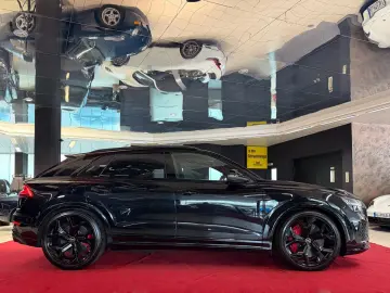 AUDI RSQ8 AHK ACC HUD Massage Carbon Dynamik Paket