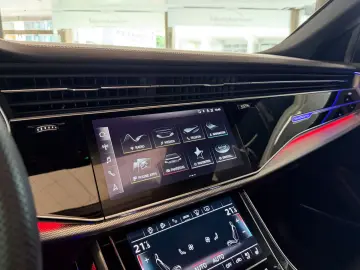 AUDI RSQ8 AHK ACC HUD Massage Carbon Dynamik Paket