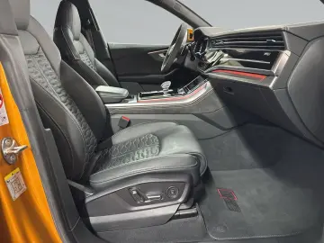 AUDI RSQ8 qu tiptro 360  AHK HuD Keramik Pano Sthz