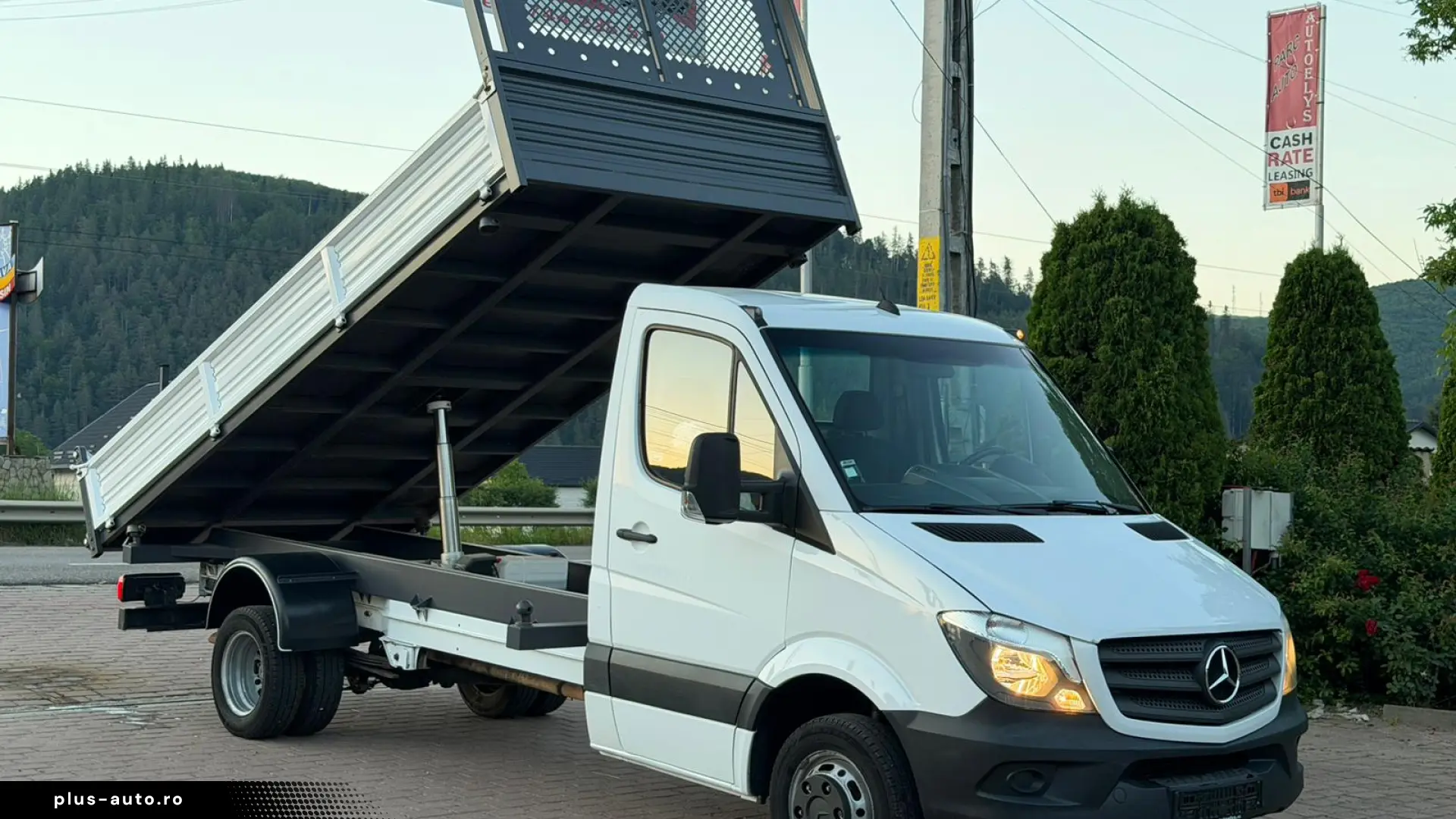 MERCEDES-BENZ SPRINTER 519 3.0  190CP  BASCULABIL 3 LATURI