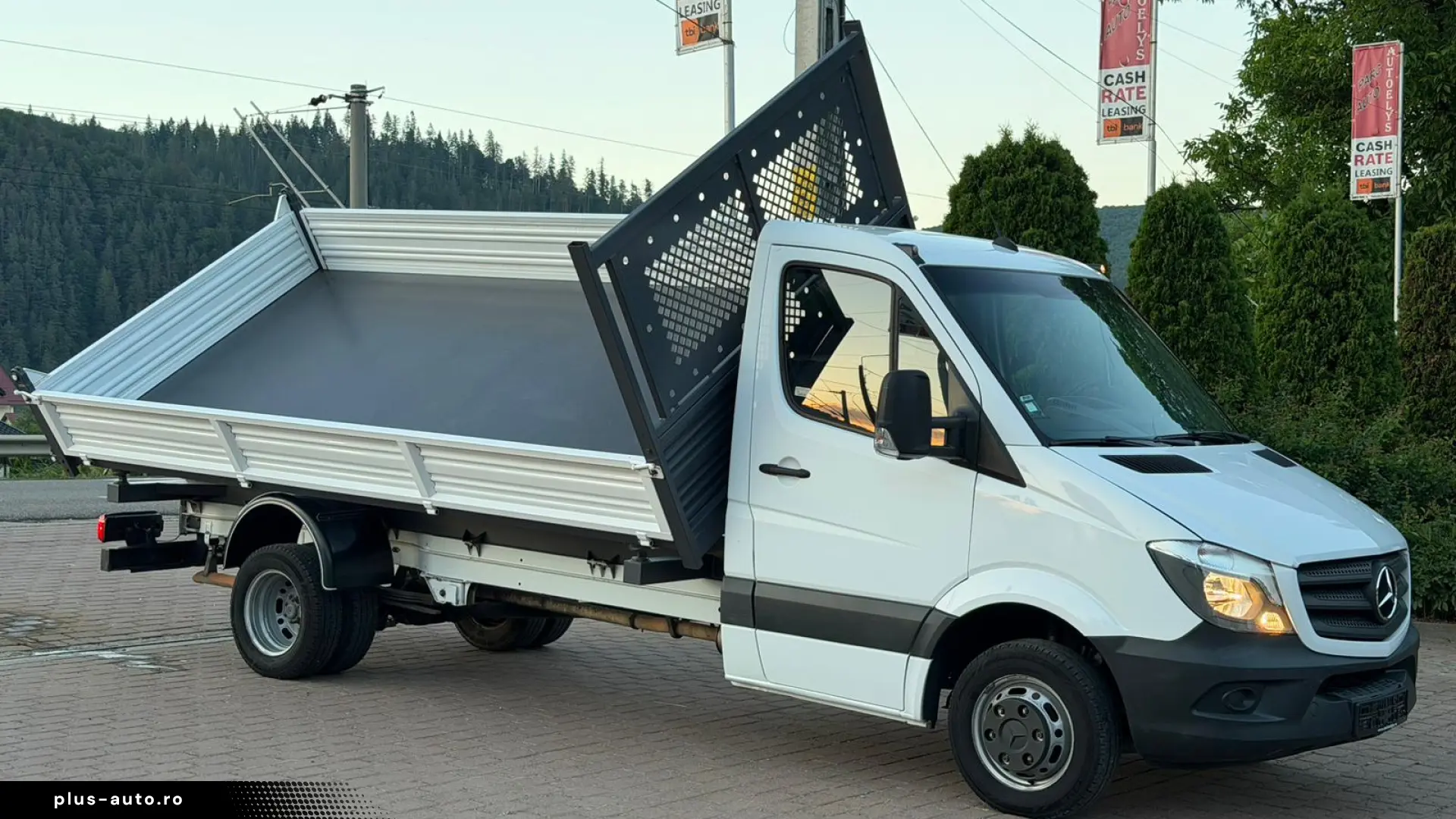 MERCEDES-BENZ SPRINTER 519 3.0  190CP  BASCULABIL 3 LATURI