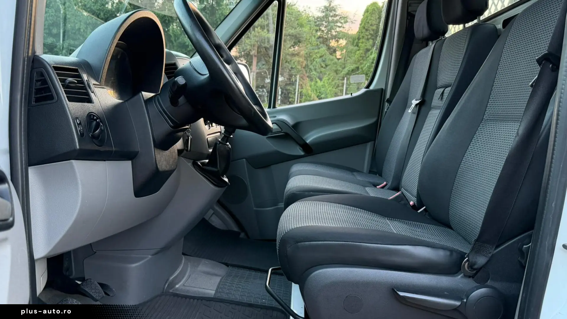 MERCEDES-BENZ SPRINTER 519 3.0  190CP  BASCULABIL 3 LATURI
