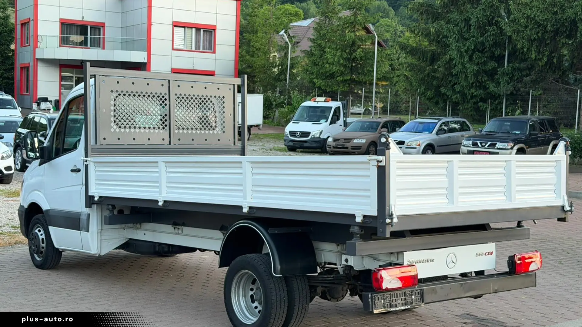 MERCEDES-BENZ SPRINTER 519 3.0  190CP  BASCULABIL 3 LATURI