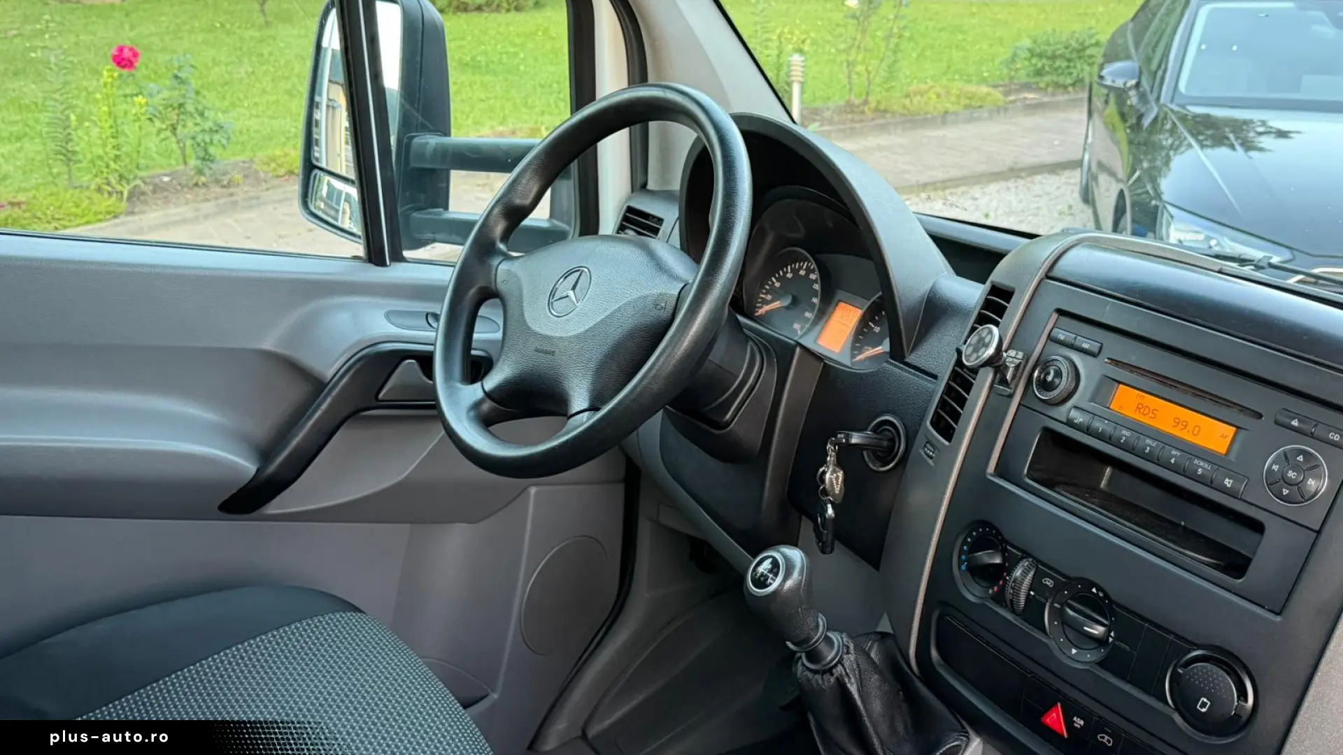 MERCEDES-BENZ SPRINTER 519 3.0  190CP  BASCULABIL 3 LATURI