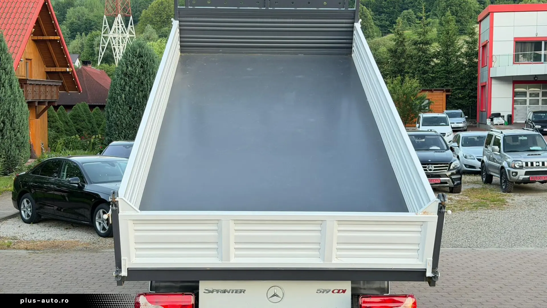 MERCEDES-BENZ SPRINTER 519 3.0  190CP  BASCULABIL 3 LATURI