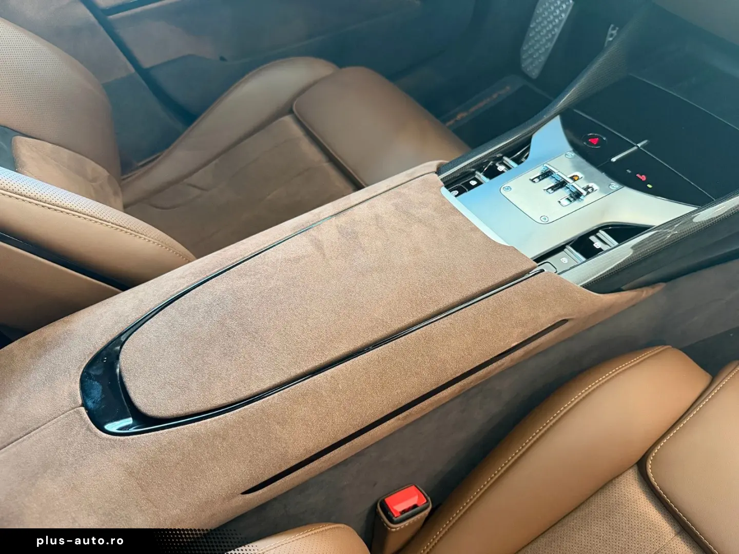 FERRARI Purosangue Full Carbon Massage heated&cooled