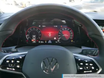 Volkswagen Golf VIII 2.0 TSI DSG GTI