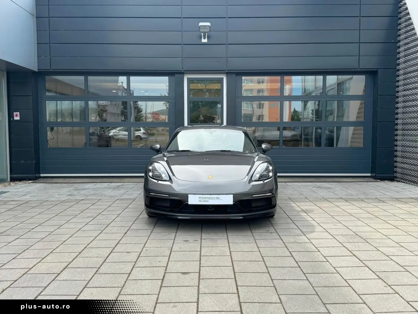 PORSCHE Cayman S