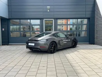 PORSCHE Cayman S