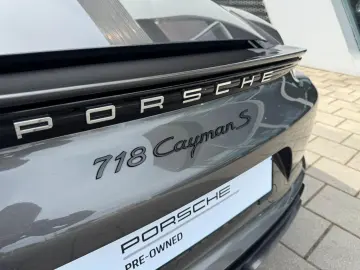 PORSCHE Cayman S