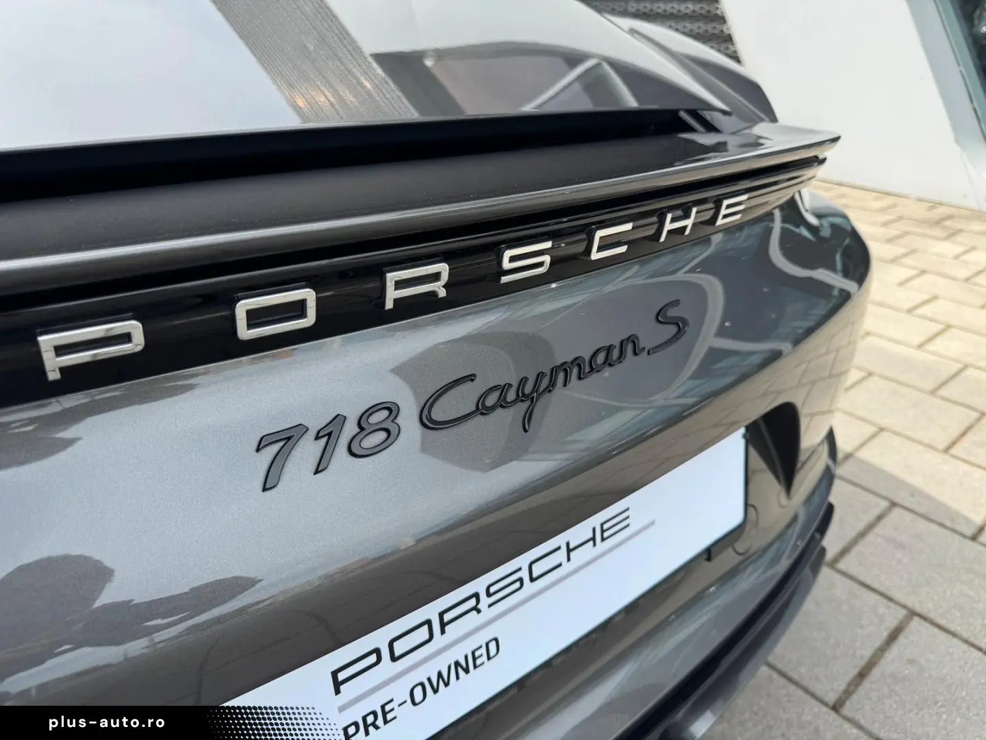 PORSCHE Cayman S