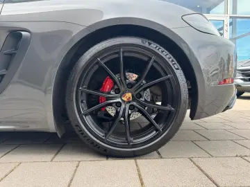 PORSCHE Cayman S