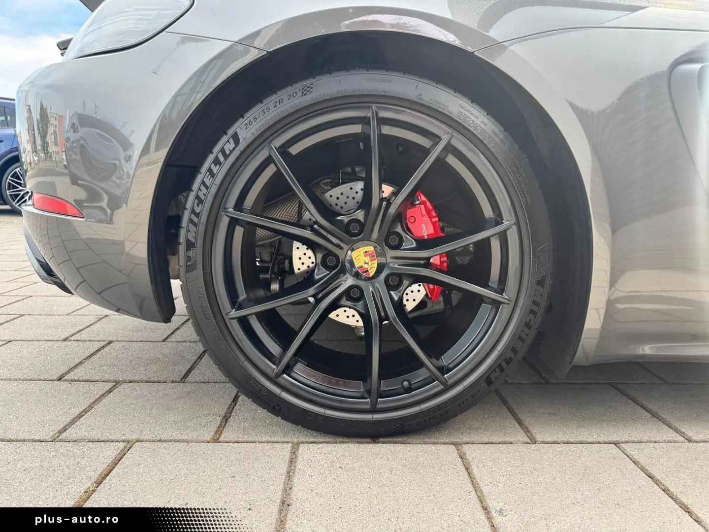 PORSCHE Cayman S