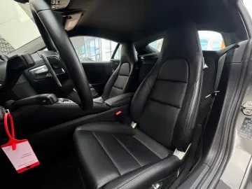 PORSCHE Cayman S