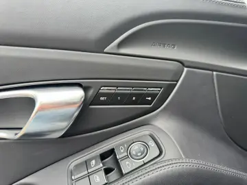 PORSCHE Cayman S