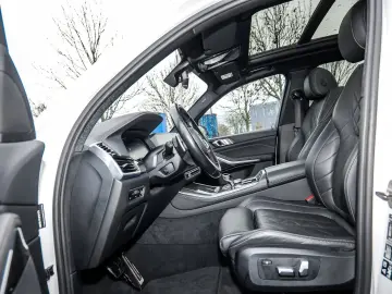 BMW X5 xDrive40d M Sport HUD PANO 360 KAM RFK NAVI