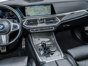 BMW X5 xDrive40d M Sport HUD PANO 360 KAM RFK NAVI