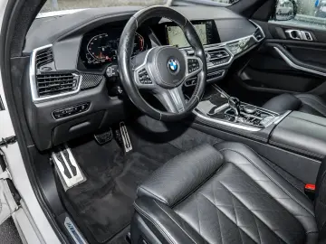 BMW X5 xDrive40d M Sport HUD PANO 360 KAM RFK NAVI