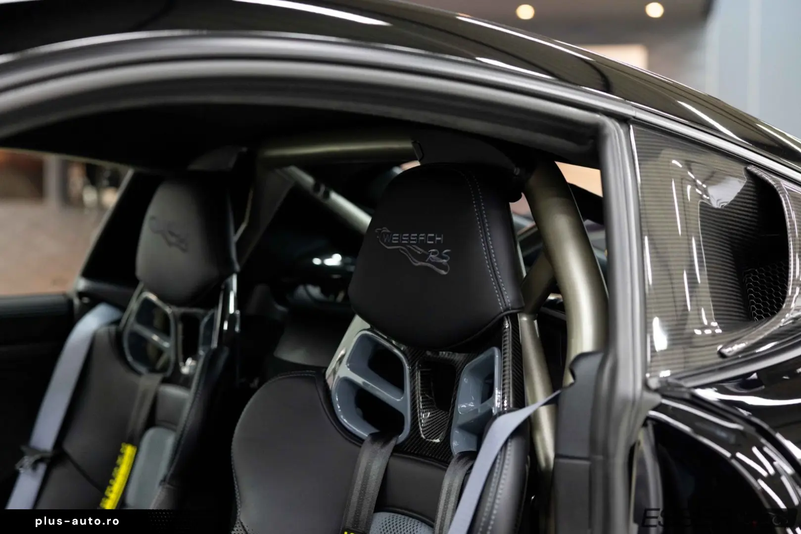 PORSCHE 718 Cayman GT4 RS   Weissach   Approved