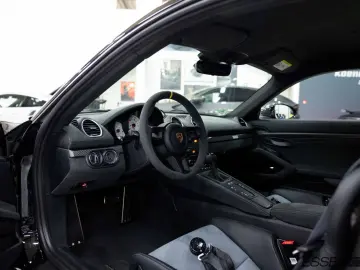 PORSCHE 718 Cayman GT4 RS   Weissach   Approved