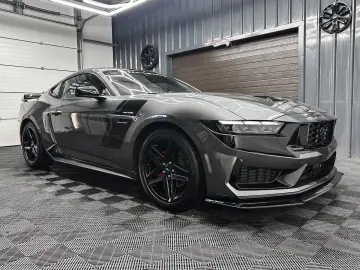 FORD Mustang DARK HORSE look  2.3